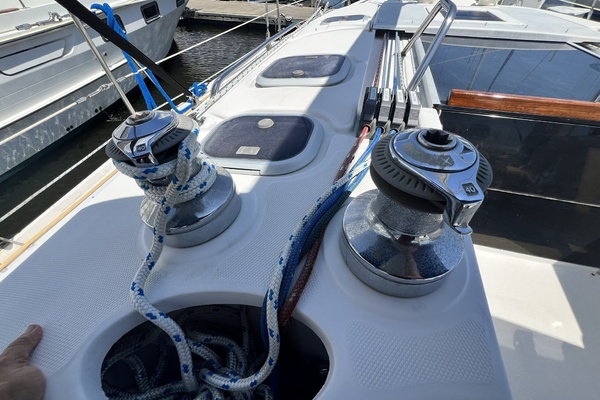 Perseverance 38ft Hunter Yacht For Sale
