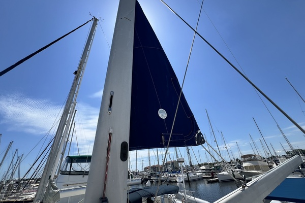 Perseverance 38ft Hunter Yacht For Sale