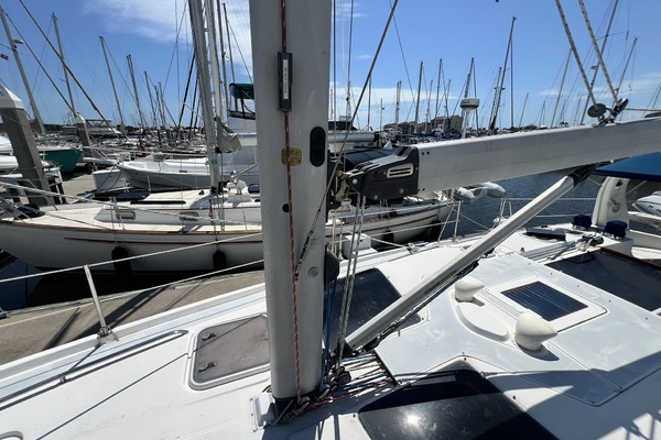 Perseverance 38ft Hunter Yacht For Sale