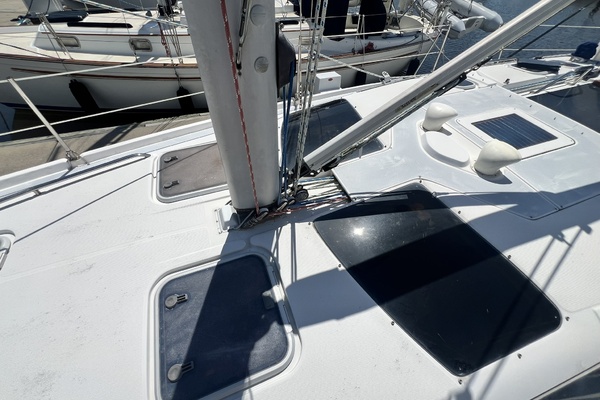 Perseverance 38ft Hunter Yacht For Sale