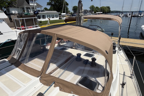 Entropy 45ft Morgan Yacht For Sale