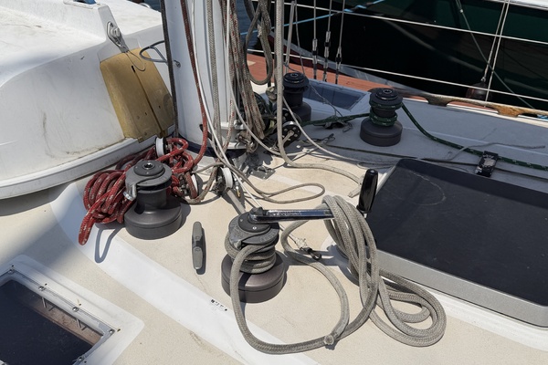 Entropy 45ft Morgan Yacht For Sale