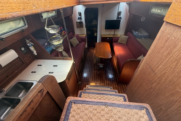 Entropy 45ft Morgan Yacht For Sale