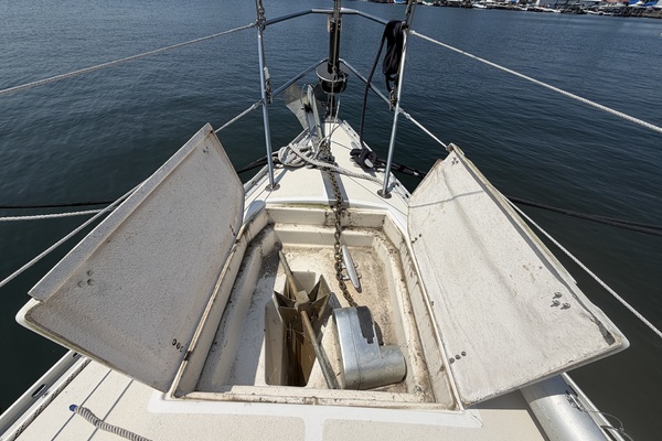 Entropy 45ft Morgan Yacht For Sale