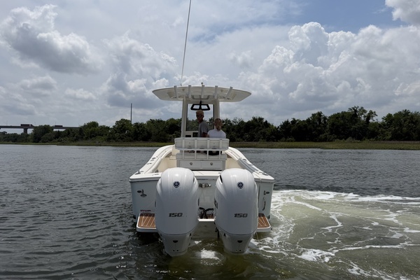 2022 Regulator 23