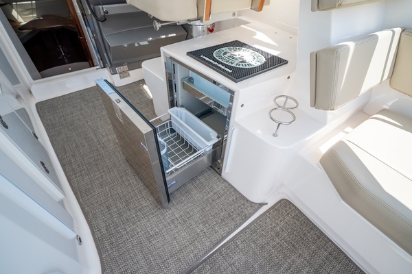 2015 Pursuit 41