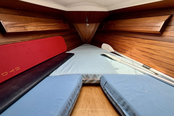 Gawain 33ft Wauquiez Yacht For Sale
