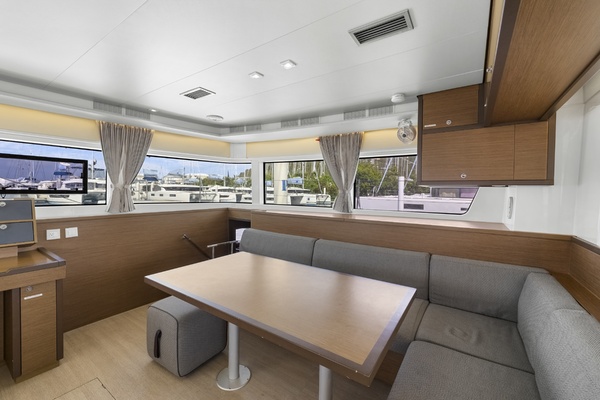 Happy Ours 52ft Lagoon Yacht For Sale