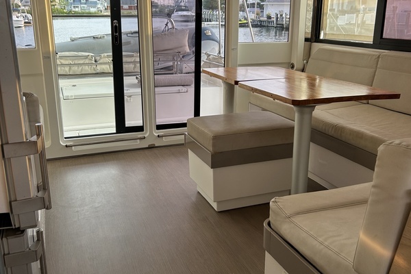 Bali 4.1 Yacht For Sale