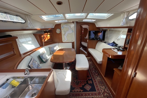 Photo of the 2007 Beneteau Oceanis 393 "El Mango"