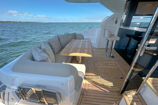 2024 Sunseeker 55