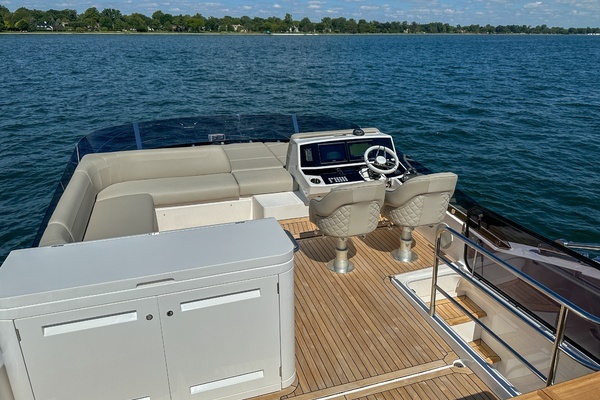 2024 Sunseeker 55