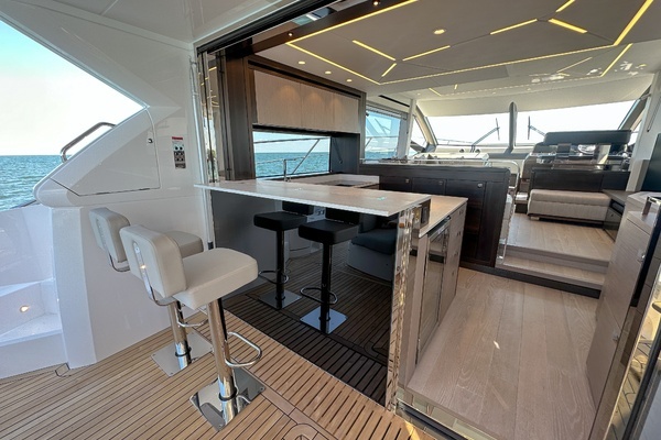 2024 Sunseeker 55