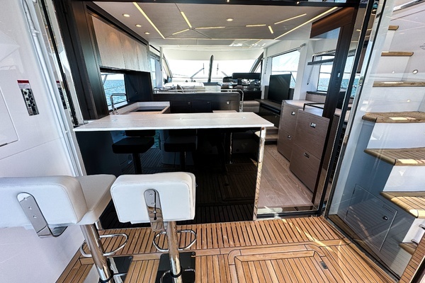 2024 Sunseeker 55
