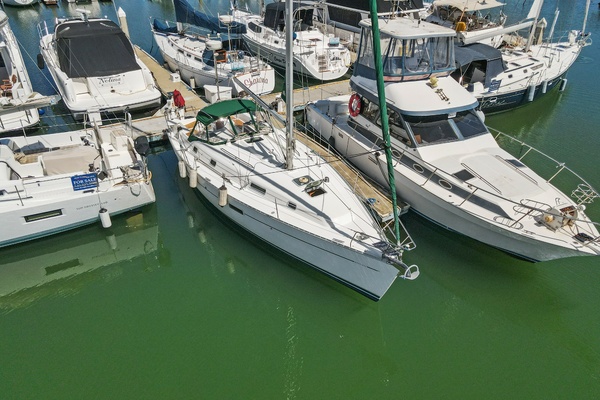36ft Beneteau Yacht For Sale