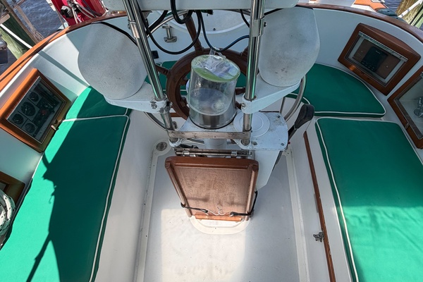 34ft Cabo Rico Yacht For Sale