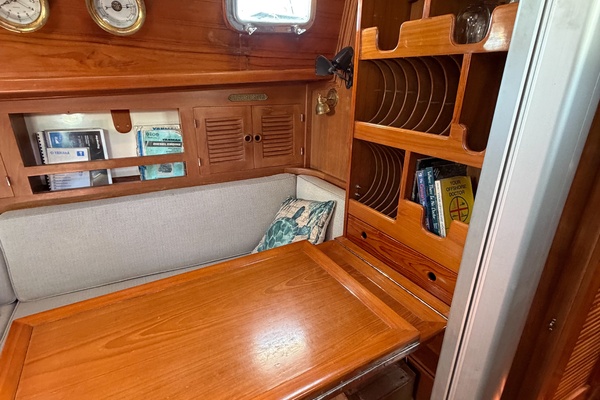 34ft Cabo Rico Yacht For Sale