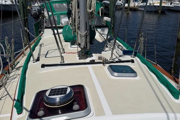 34ft Cabo Rico Yacht For Sale