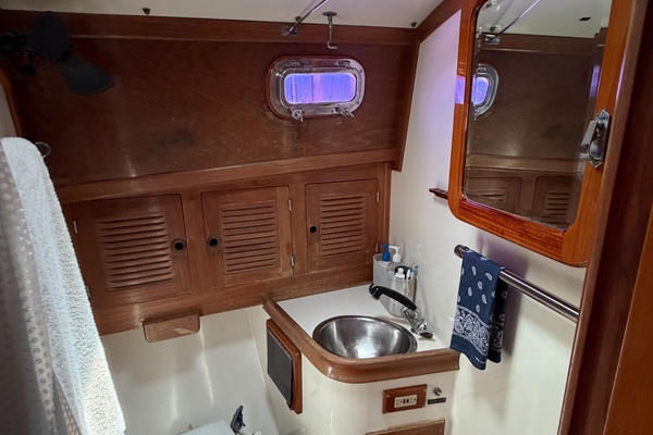 34ft Cabo Rico Yacht For Sale