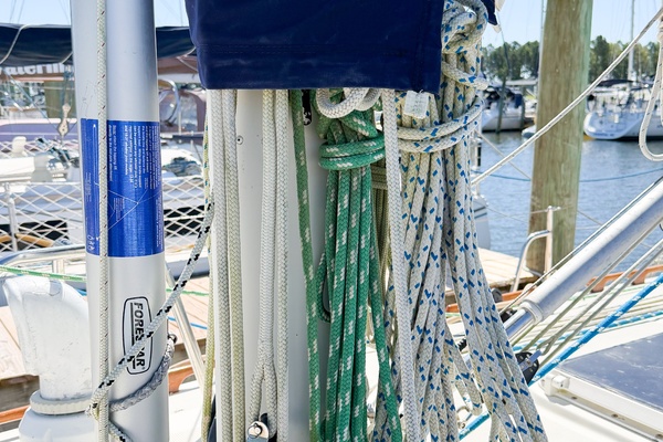 37ft Pacific Seacraft Yacht For Sale