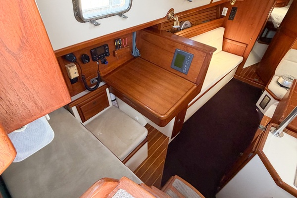 37ft Pacific Seacraft Yacht For Sale