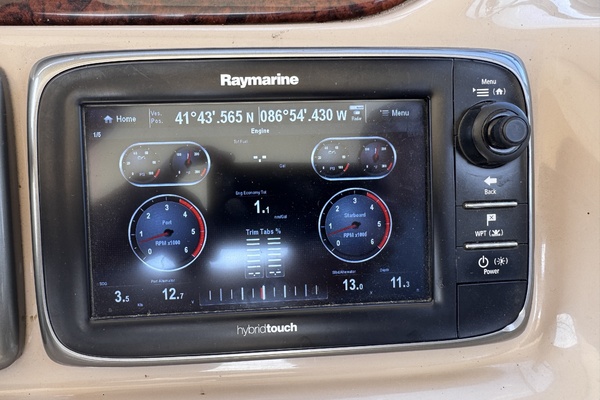 Hydro Therapy 38ft Sea Ray Yacht For Sale