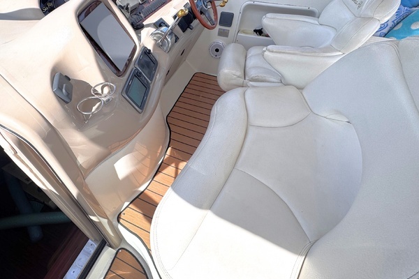 1999 Sea Ray 38