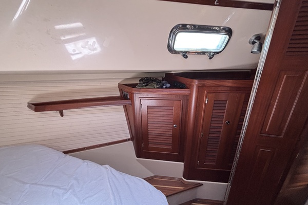 37ft Island Packet Yacht For Sale