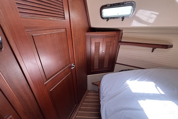 37ft Island Packet Yacht For Sale