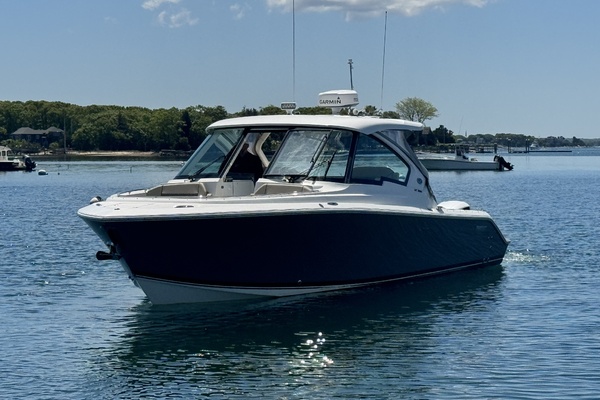 34ft Pursuit Yacht For Sale