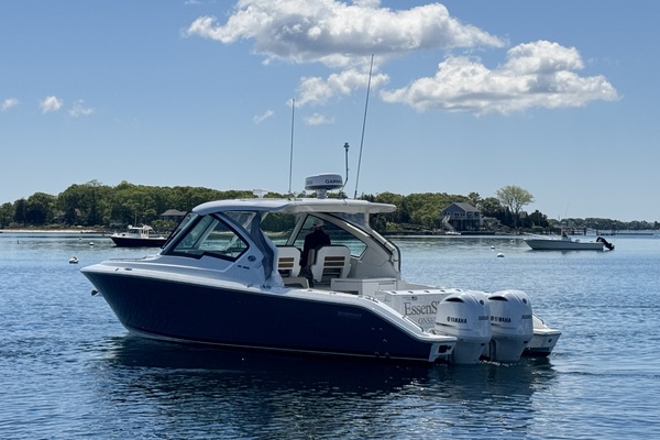 34ft Pursuit Yacht For Sale
