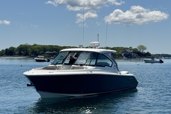 34ft Pursuit Yacht For Sale