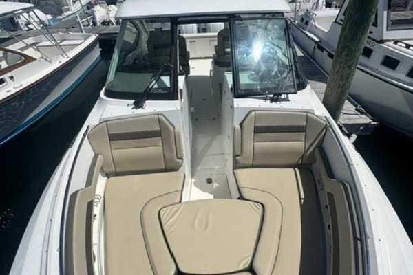 34ft Pursuit Yacht For Sale