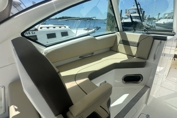 34ft Pursuit Yacht For Sale