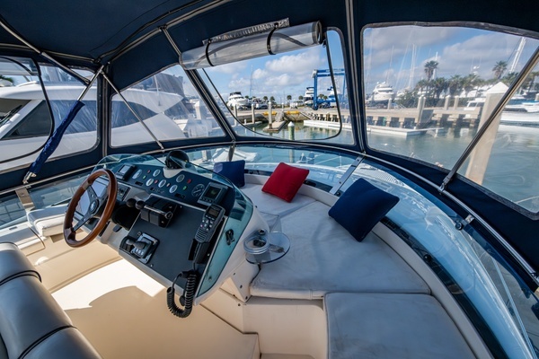 2000 Fairline 52