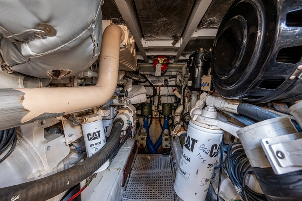 _engine_room_01