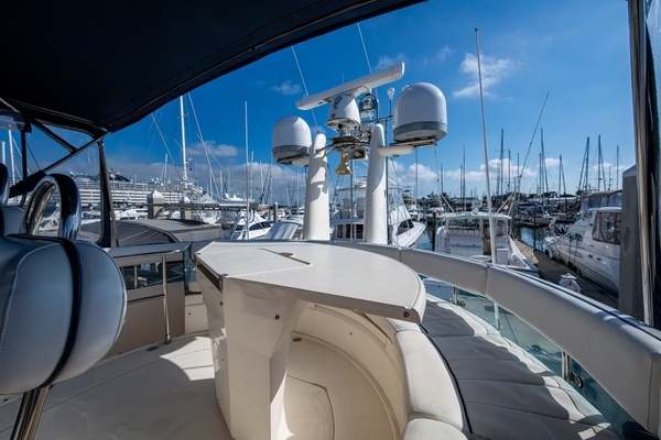2000 Fairline 52
