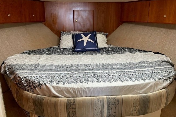 The Pesky Pelican 41ft Silverton Yacht For Sale