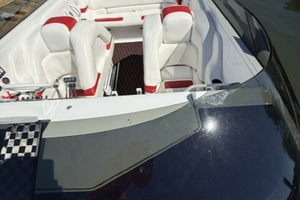 47ft Fountain Yacht For Sale