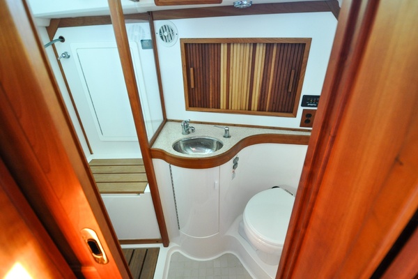Jezebel 41ft Sabre Yacht For Sale