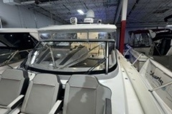 2021 Jeanneau 40