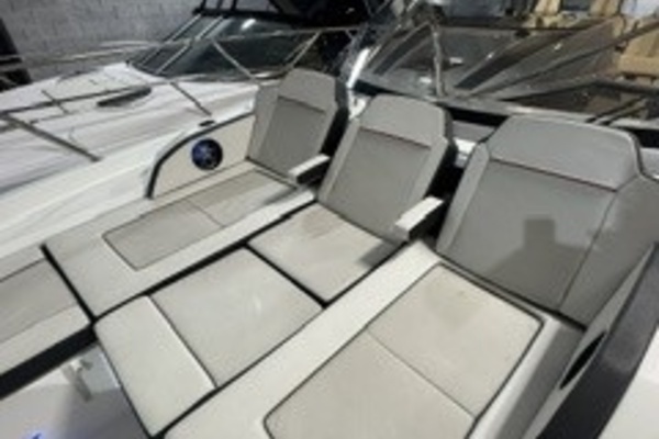 2021 Jeanneau 40