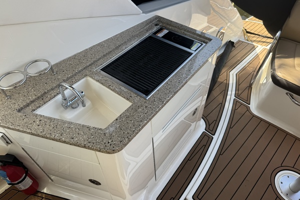 ARGONAUT  35ft Sea Ray Yacht For Sale