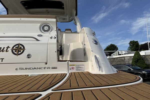ARGONAUT  35ft Sea Ray Yacht For Sale
