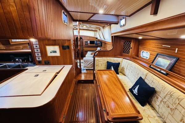 Siri 56ft CT Yacht For Sale