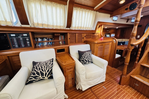 Siri 56ft CT Yacht For Sale