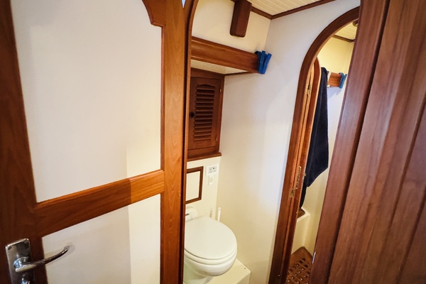 Siri 56ft CT Yacht For Sale