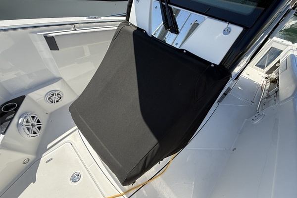 2022 Blackfin 27