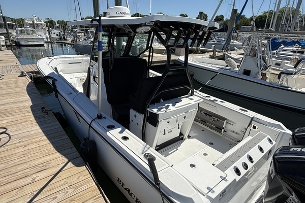2022 Blackfin 27