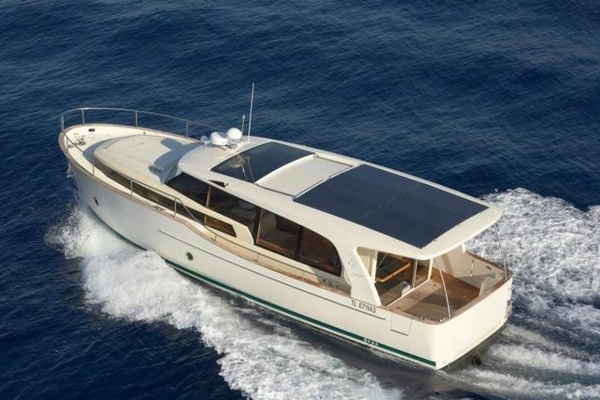 Come What May 40ft Greenline Yacht For Sale